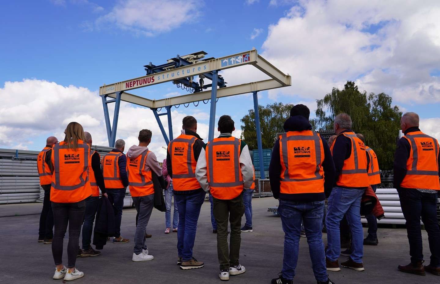 Onlangs mochten we @gemeentebeesel en @gemeentepeelenmaas verwelkomen voor een bedrijfsbezoek...